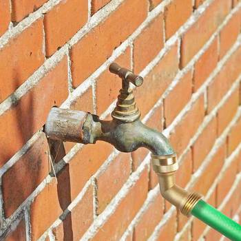 Brass Elbow Connector