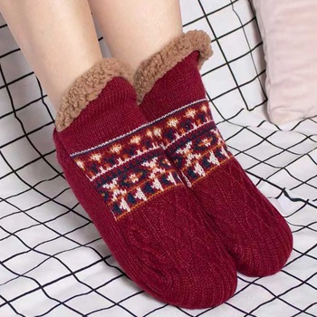 SnuggleStep Rib Knit Sherpa Scuffs